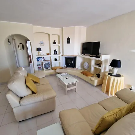 Lecomer Apartment *